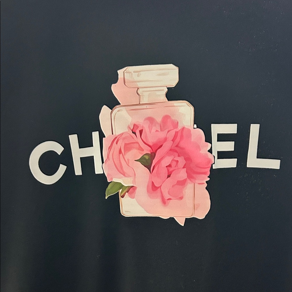 🌸Floral Perfume Art Tee